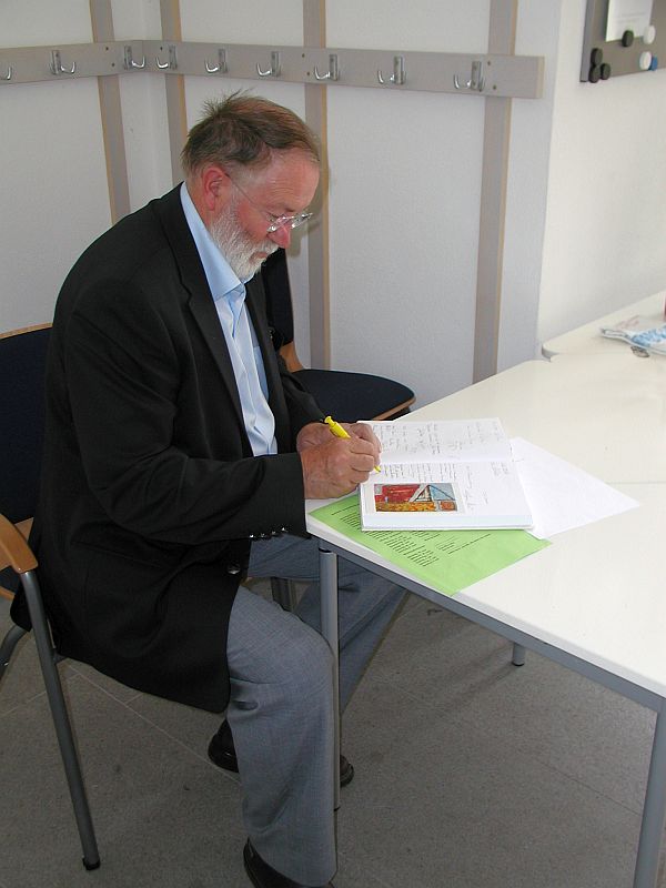 Hennebonter Bürgermeister besucht Farro-Ausstellung in Kronach