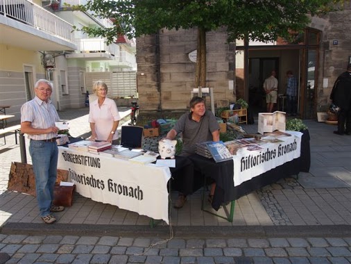 Info-Stand gut besetzt