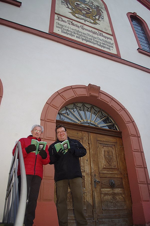 Vorsitzender M. Raum und Krimiautor Udo G. Gellner