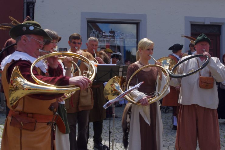 Nordhalbener Friedensbrot und Bier für ausgehungerte Kronacher
